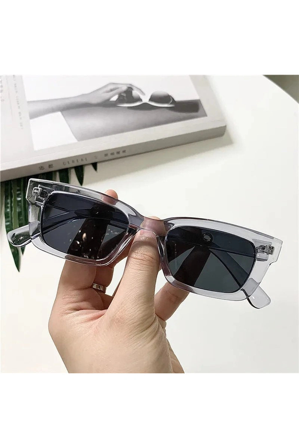 New Style Trends - Retro Rectangle Sunglasses - Outfit Ideas New Style Trends - Retro Rectangle Sunglasses - Outfit Ideas