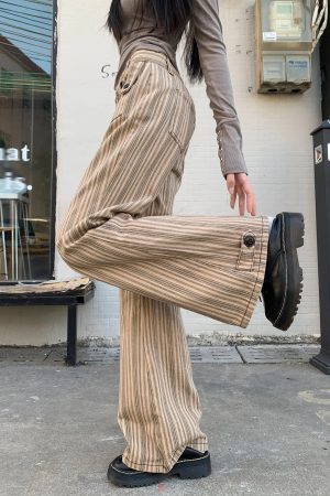New Style Trends - Retro Striped Flare Pants - Outfit Ideas