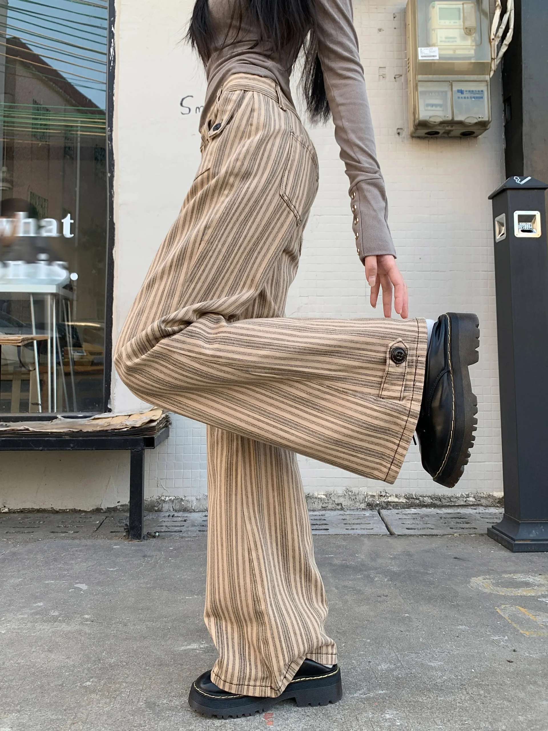 New Style Trends - Retro Striped Flare Pants - Outfit Ideas New Style Trends - Retro Striped Flare Pants - Outfit Ideas