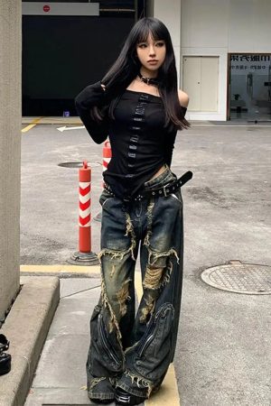 New Style Trends - Shredded Y2k Zipper Pants - Outfit Ideas