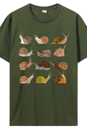New Style Trends - Snail Graphic Cotton T-Shirt - Outfit Ideas