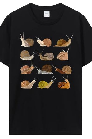 New Style Trends - Snail Graphic Cotton T-Shirt - Outfit Ideas