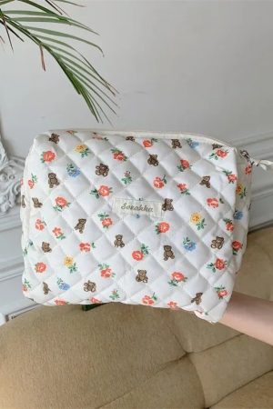 New Style Trends - Soft Checkered Coquette Makeup Bag - Outfit Ideas