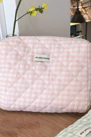 New Style Trends - Soft Checkered Coquette Makeup Bag - Outfit Ideas