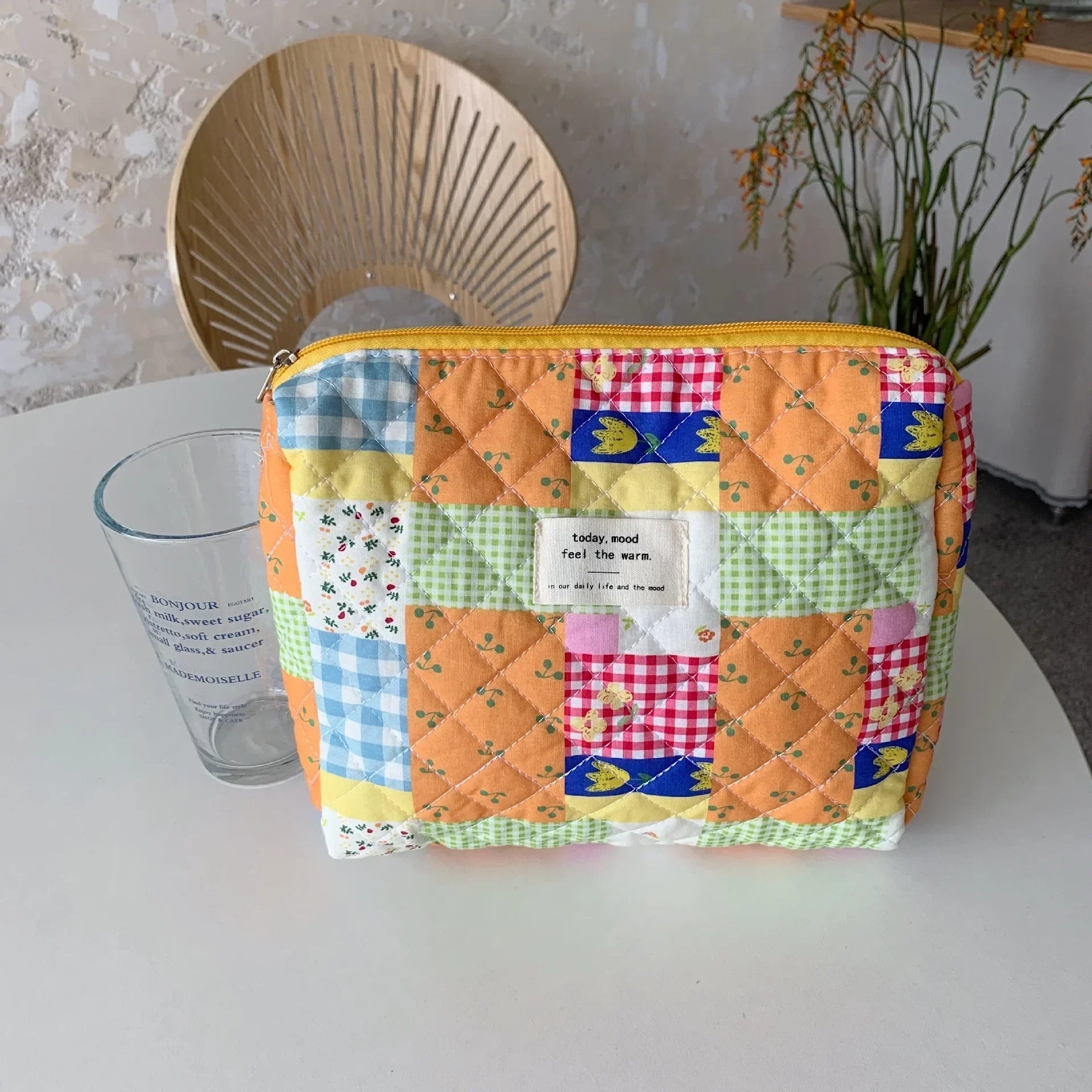 New Style Trends - Soft Checkered Coquette Makeup Bag - Outfit Ideas New Style Trends - Soft Checkered Coquette Makeup Bag - Outfit Ideas