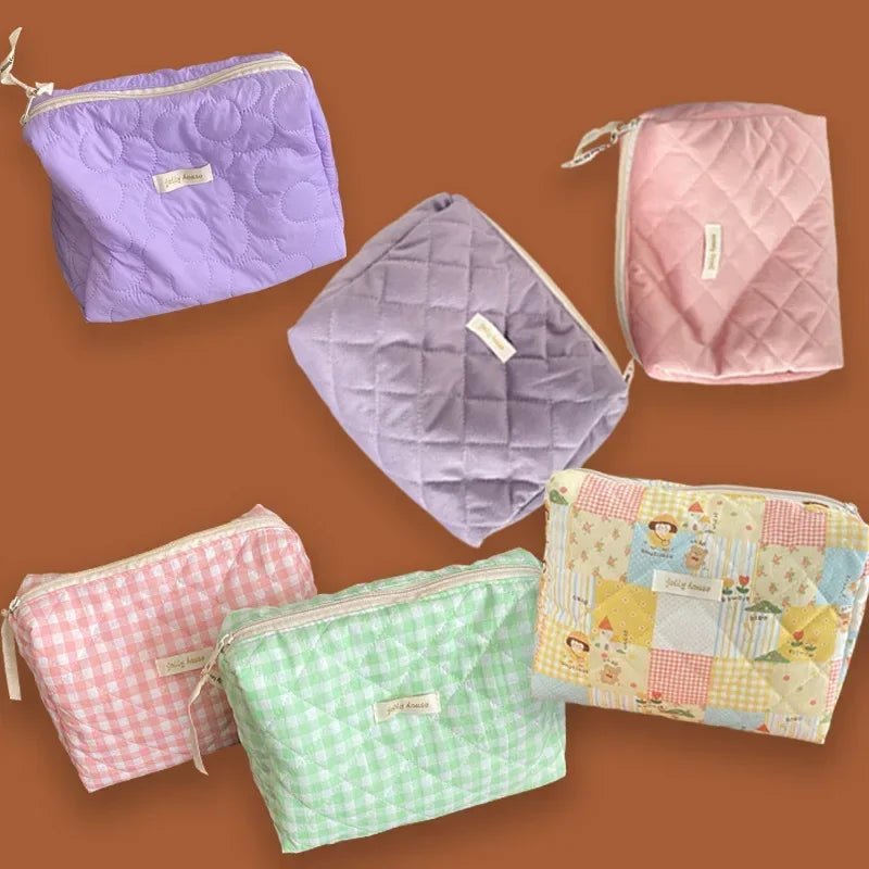 New Style Trends - Soft Checkered Coquette Makeup Bag - Outfit Ideas New Style Trends - Soft Checkered Coquette Makeup Bag - Outfit Ideas