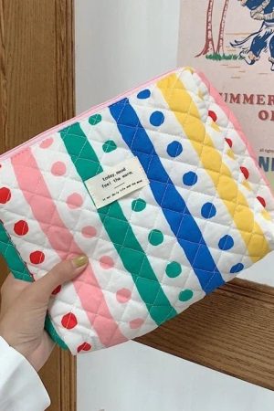 New Style Trends - Soft Checkered Coquette Makeup Bag - Outfit Ideas