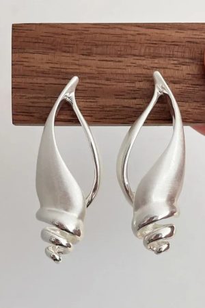 New Style Trends - Spiral Drift Shell Aesthetic Earrings - Outfit Ideas
