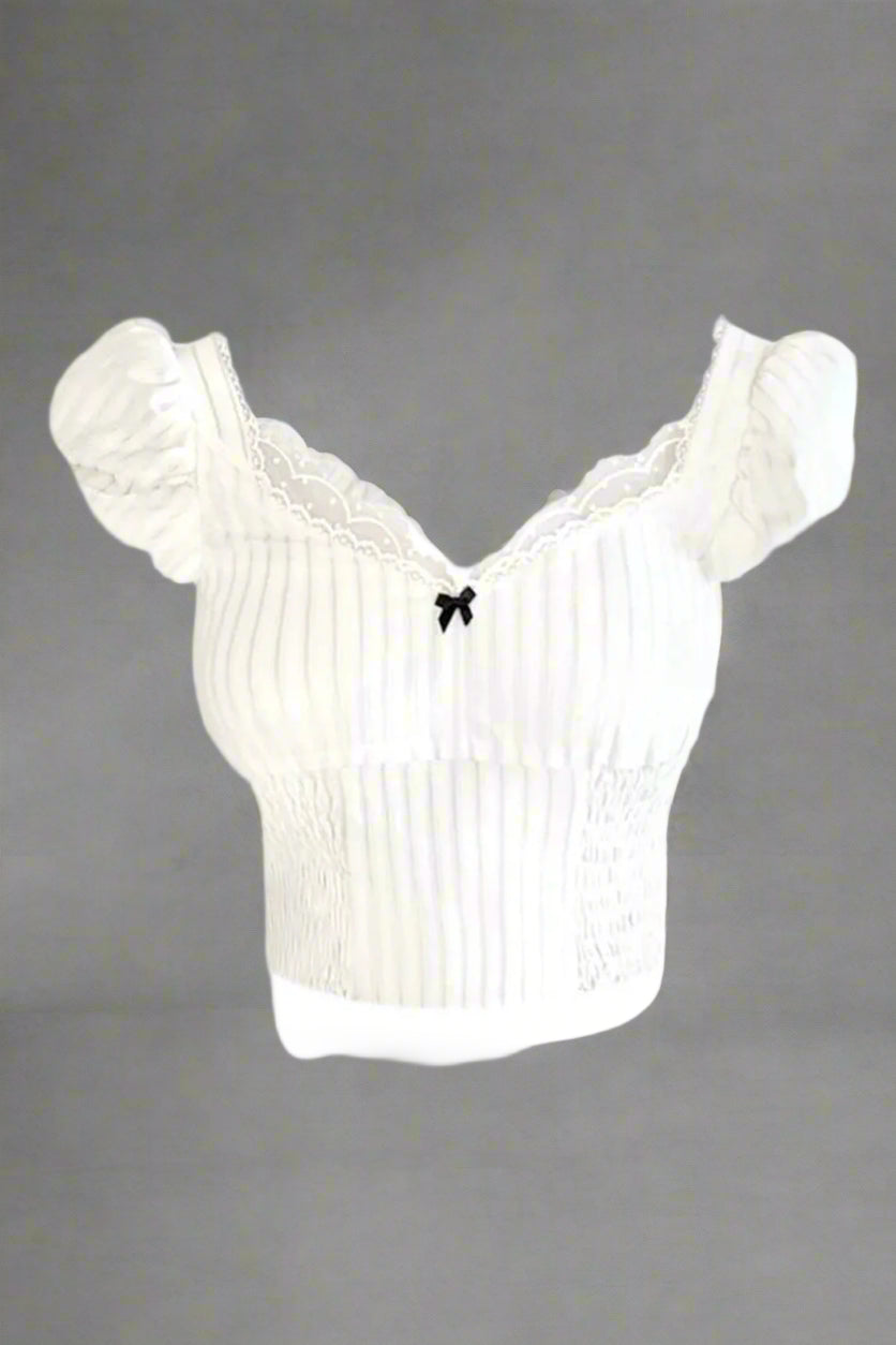 New Style Trends - Sweetheart Coquette Lace Puff Sleeve Crop Top - Outfit Ideas