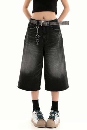 New Style Trends - Washed Downtown Y2k Denim Shorts - Outfit Ideas