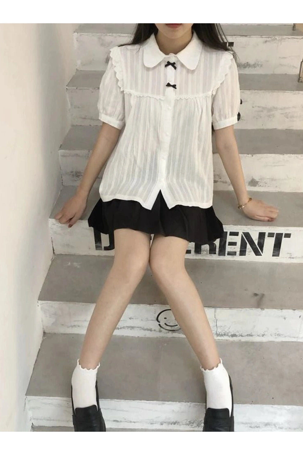 New Style Trends - White Lace Peter Pan Blouse - Outfit Ideas