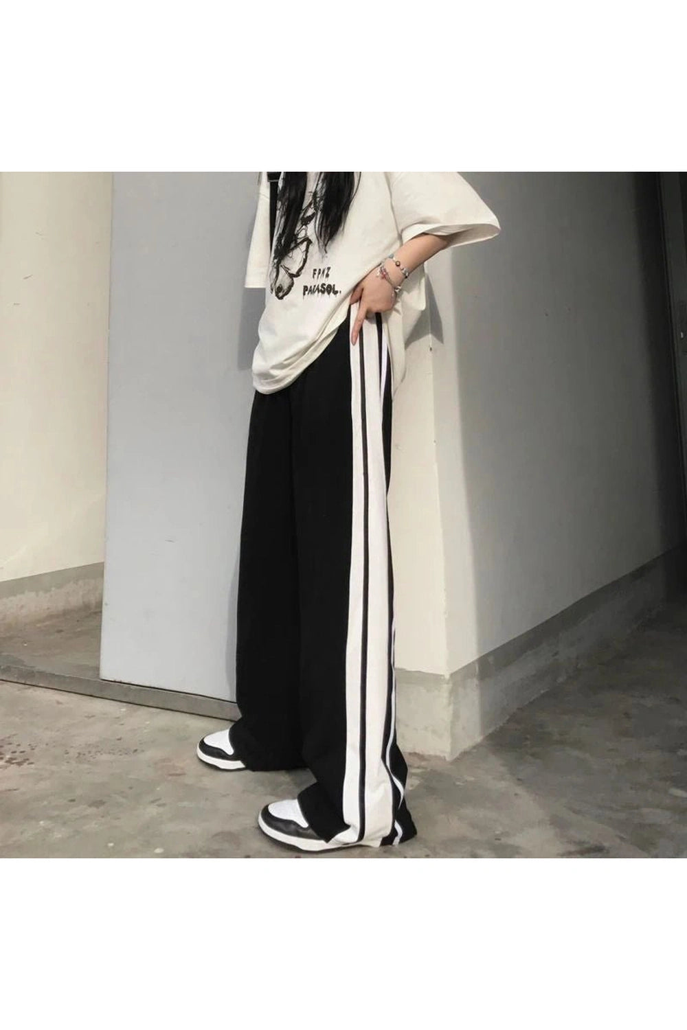 New Style Trends - White Striped Wide Leg Pants - Outfit Ideas
