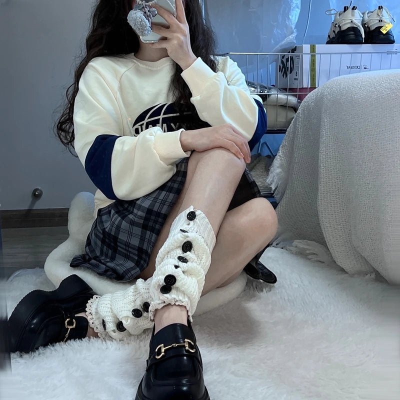 New Style Trends - Y2k Button-Up Lace Leg Warmers - Outfit Ideas New Style Trends - Y2k Button-Up Lace Leg Warmers - Outfit Ideas