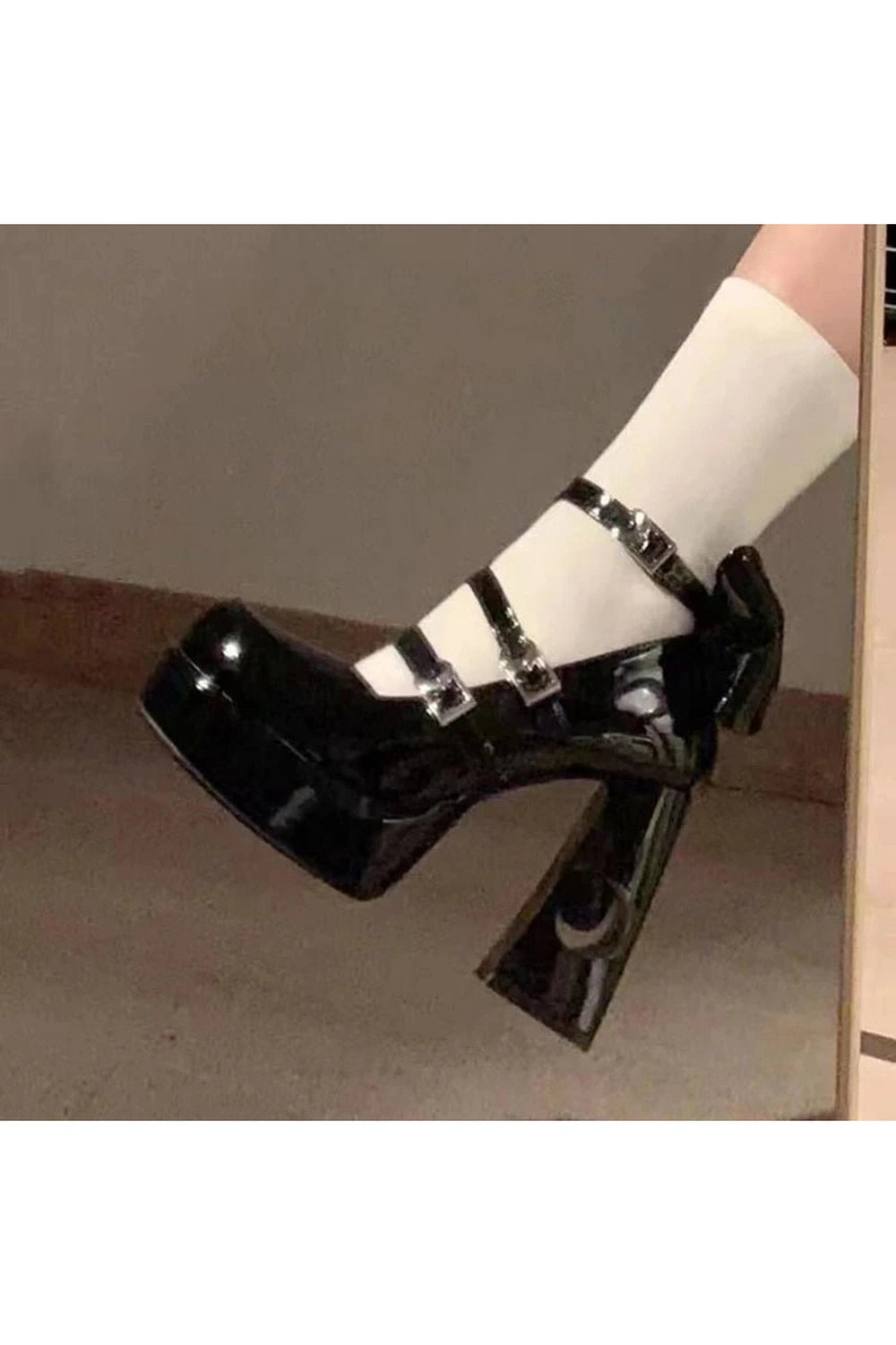 New Style Trends - Y2K Chunky Platform Mary Jane Women's Shoes - Outfit Ideas New Style Trends - Y2K Chunky Platform Mary Jane Women's Shoes - Outfit Ideas