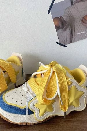 New Style Trends - Y2k Kawaii Cosmic Glow Star Sneakers - Outfit Ideas