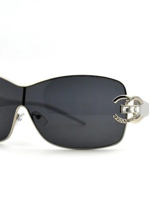 New Style Trends - Y2k Luxe Diva Shield Sunglasses - Outfit Ideas