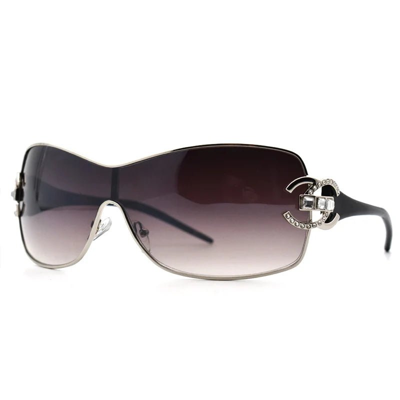 New Style Trends - Y2k Luxe Diva Shield Sunglasses - Outfit Ideas New Style Trends - Y2k Luxe Diva Shield Sunglasses - Outfit Ideas