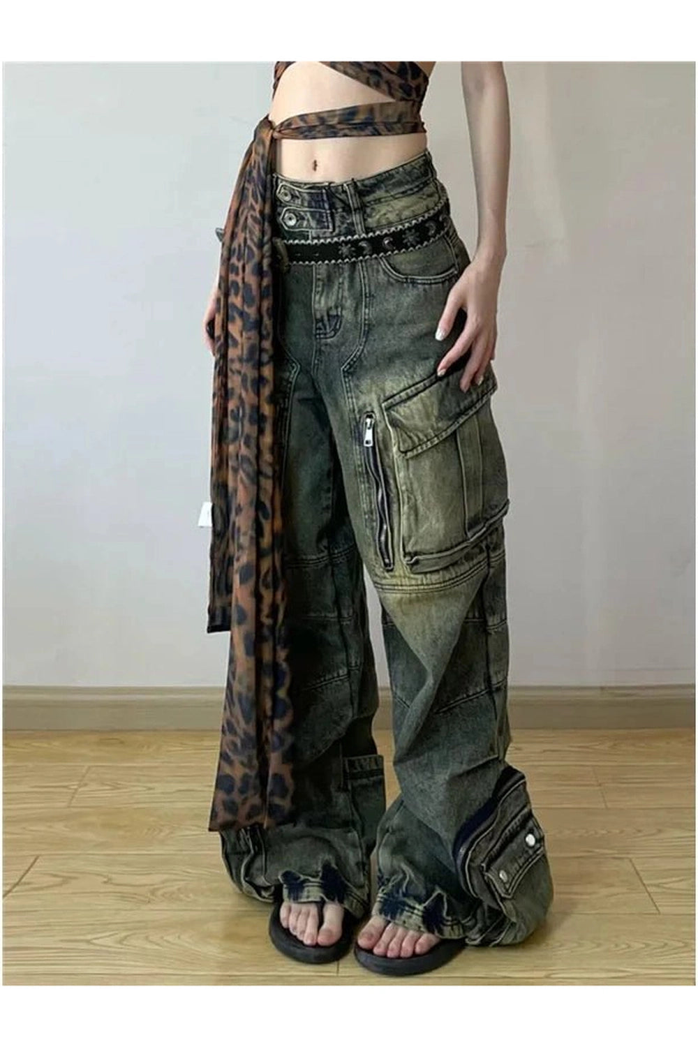 New Style Trends - Y2k Oversized Cargo Pants - Outfit Ideas