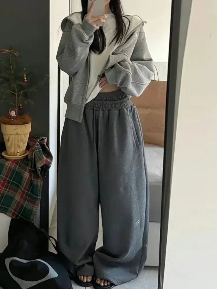 New Style Trends - Y2k Oversized Streetwear Sweatpants - Outfit Ideas New Style Trends - Y2k Oversized Streetwear Sweatpants - Outfit Ideas