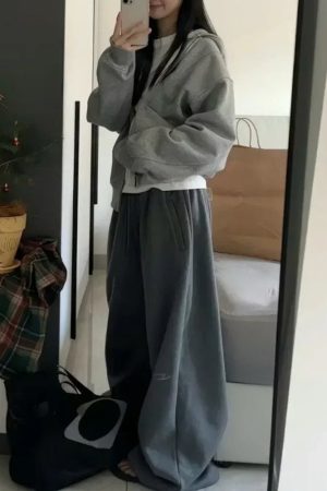New Style Trends - Y2k Oversized Streetwear Sweatpants - Outfit Ideas
