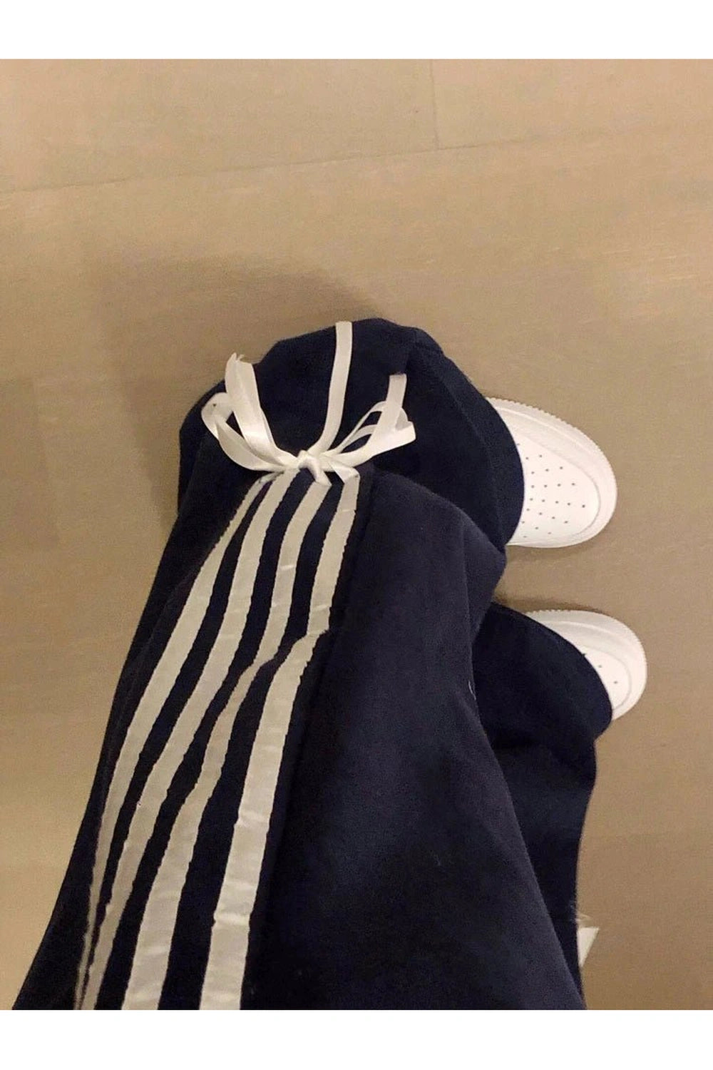 New Style Trends - Y2k Ribbon Striped Wide-Leg Pants - Outfit Ideas New Style Trends - Y2k Ribbon Striped Wide-Leg Pants - Outfit Ideas