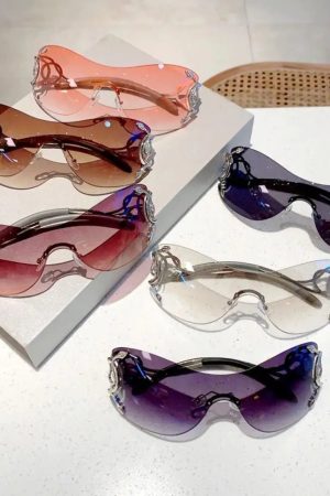 New Style Trends - Y2k Serpent Luxe Shield Sunglasses - Outfit Ideas