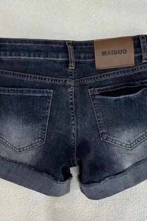 New Style Trends - Y2k Shadow Fade Roll-Up Shorts - Outfit Ideas