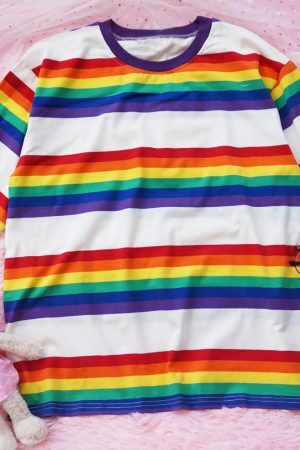 Style Core Aesthetics, New Style Trends - 90s Kids Rainbow Tee