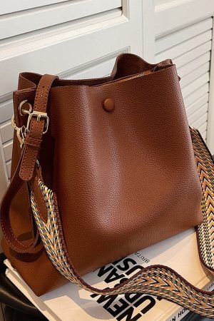 Style Core Aesthetics, New Style Trends - Aldora | Sac seau bandoulière