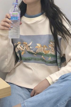 Style Core Aesthetics, New Style Trends - Angel Crop Sweatshirt