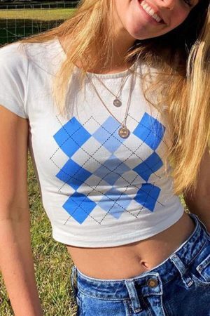 Style Core Aesthetics, New Style Trends - Argyle Pattern Crop Top