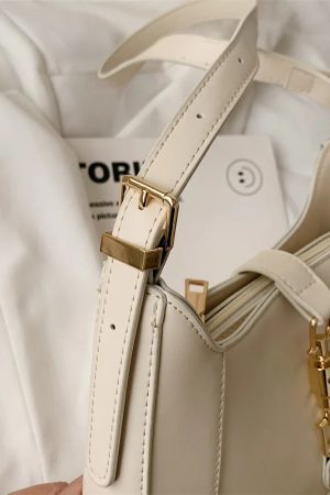 Style Core Aesthetics, New Style Trends - Arvane | Sac à épaule contemporain