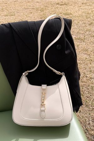 Style Core Aesthetics, New Style Trends - Arvane | Sac à épaule contemporain