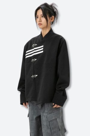 Style Core Aesthetics, New Style Trends - Asymmetric Frog Button Jacket