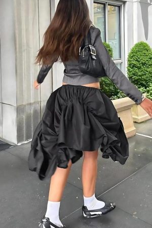 Style Core Aesthetics, New Style Trends - Asymmetric Ruched Mini Skirt