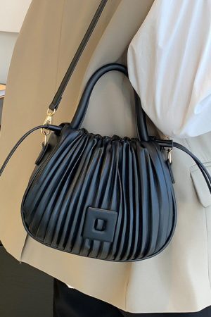 Style Core Aesthetics, New Style Trends - Aurela | Sac à main plissé