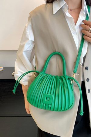 Style Core Aesthetics, New Style Trends - Aurela | Sac à main plissé