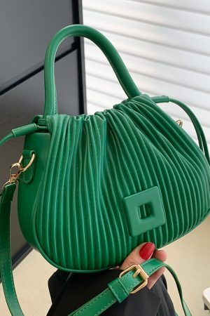 Style Core Aesthetics, New Style Trends - Aurela | Sac à main plissé