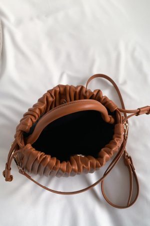 Style Core Aesthetics, New Style Trends - Aurela | Sac à main plissé