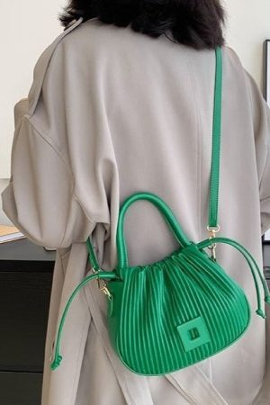 Style Core Aesthetics, New Style Trends - Aurela | Sac à main plissé