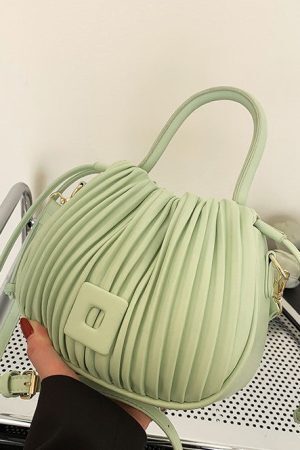 Style Core Aesthetics, New Style Trends - Aurela | Sac à main plissé