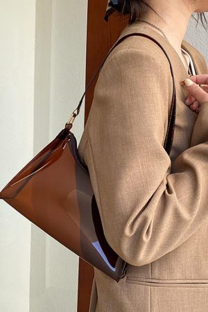 Style Core Aesthetics, New Style Trends - Azal | Sac à bandoulière effet gelée