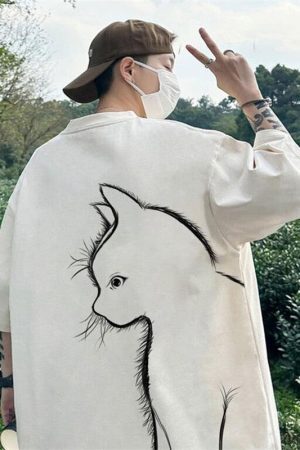 Style Core Aesthetics, New Style Trends - Back Printed Cat Tee