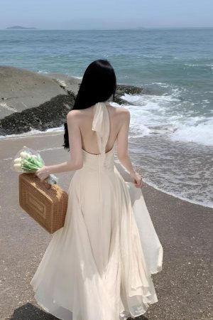 Style Core Aesthetics, New Style Trends - Backless Halter Neck Maxi Dress