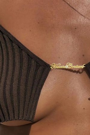 Style Core Aesthetics, New Style Trends - Baddie Knitted Open Front Crop Top