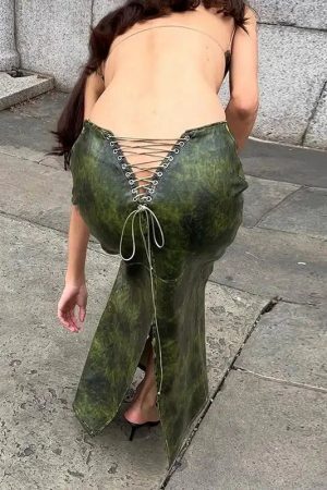 Style Core Aesthetics, New Style Trends - Baddie Leaf Lace Up Split Maxi Skirt