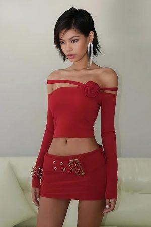Style Core Aesthetics, New Style Trends - Baddie Rose Asymmetric Off Shoulder Top
