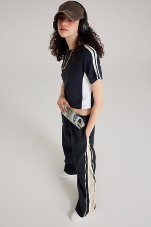 Style Core Aesthetics, New Style Trends - Basic Cropped Tee