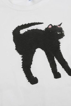 Style Core Aesthetics, New Style Trends - Black Cat Crop Tee