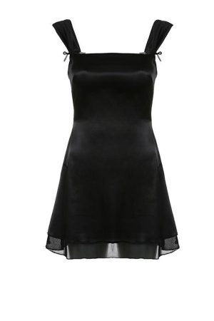 Style Core Aesthetics, New Style Trends - Black Tie Fastening Mini Dress